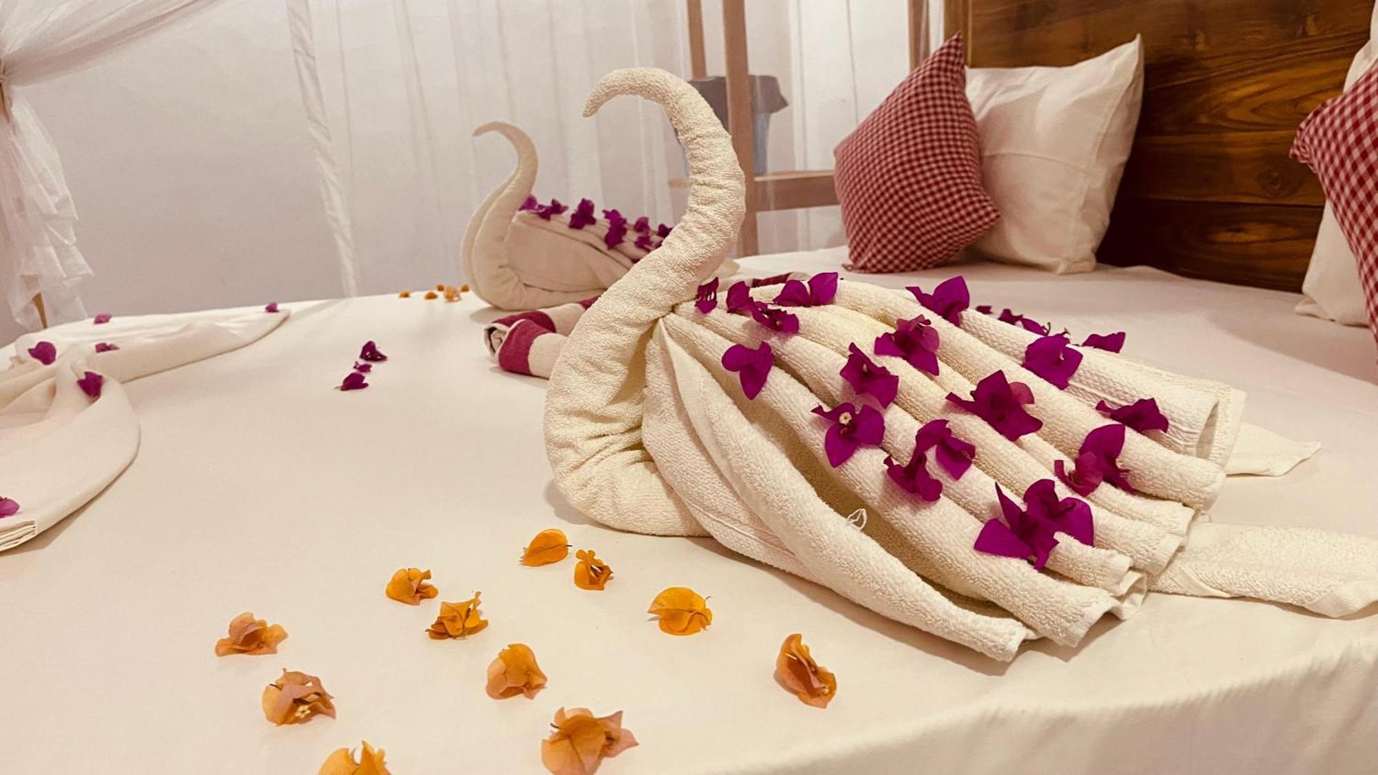 Swiss Kiss Beach Resort Uppuveli Exteriér fotografie