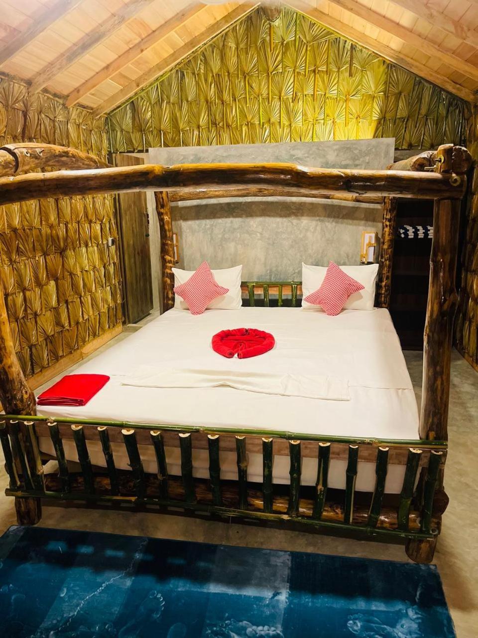 Swiss Kiss Beach Resort Uppuveli Exteriér fotografie